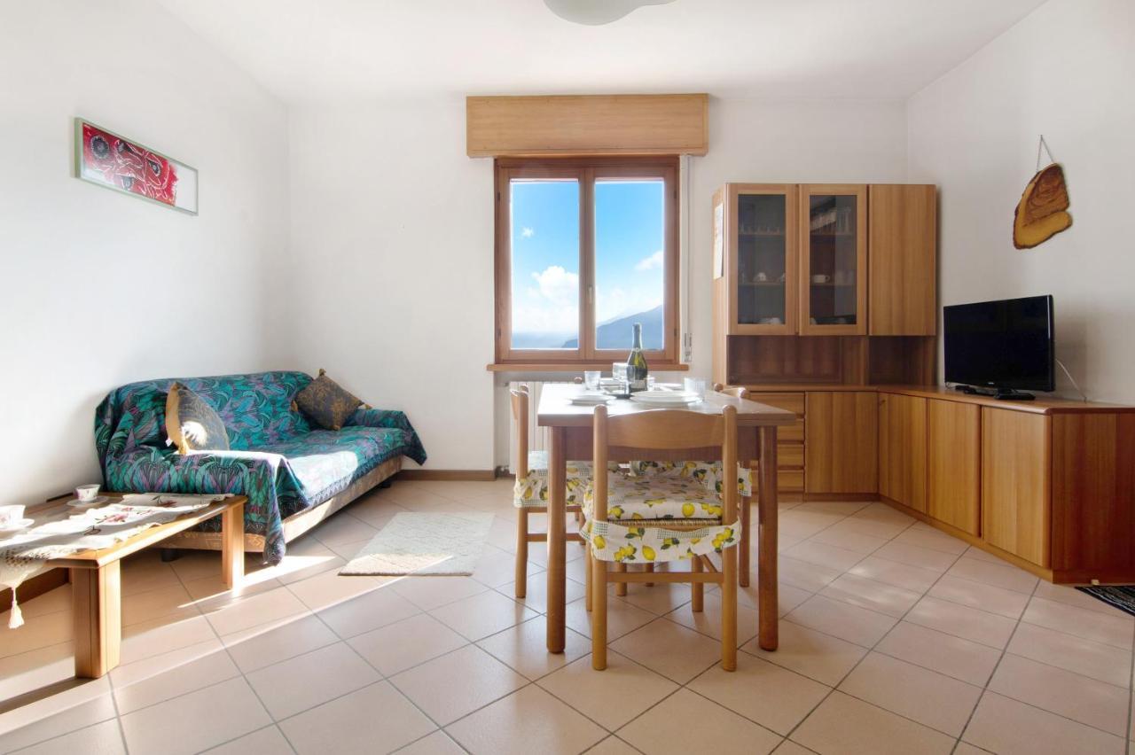 Casa Suono Del Sole Appartement Consiglio di Rumo Buitenkant foto